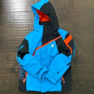 Challenger ski jacket. Only worn a few times while skiing (we live in Texas)